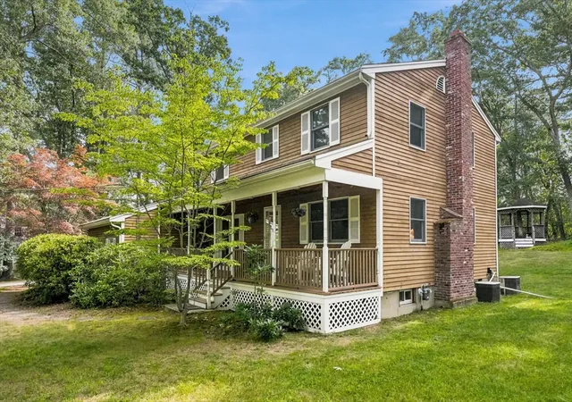 2nd image of 11 Marlboro Rd, Georgetown, MA 01833 | MLS# 73553398