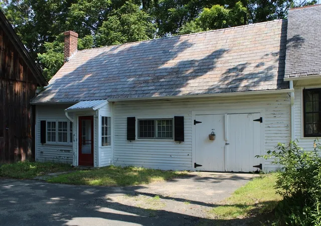 3rd image of 30 Main St, Northfield, MA 01360 | MLS# 73557335