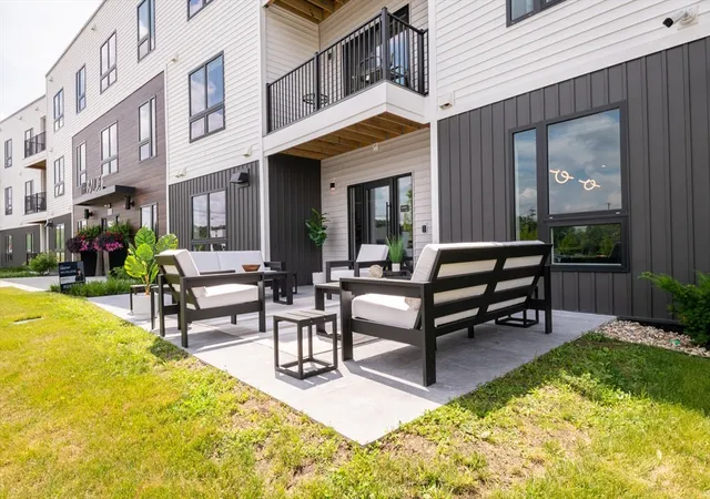 Homes for sale in Wilmington, MA | 203 Lowell St #202, Wilmington, MA 01887 | MLS# 73527279