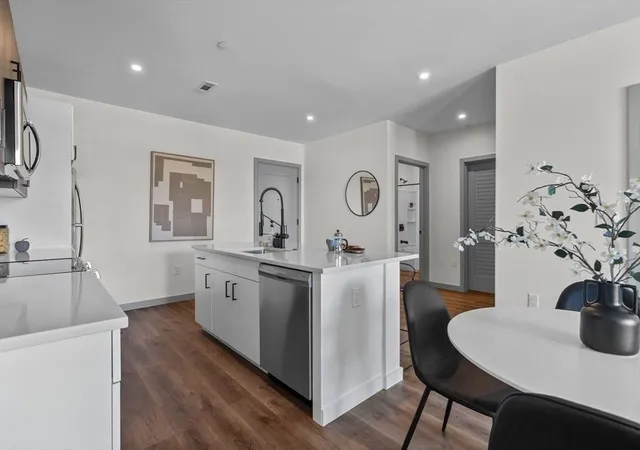 Homes for sale in Wilmington, MA | 203 Lowell St #202, Wilmington, MA 01887 | MLS# 73527279