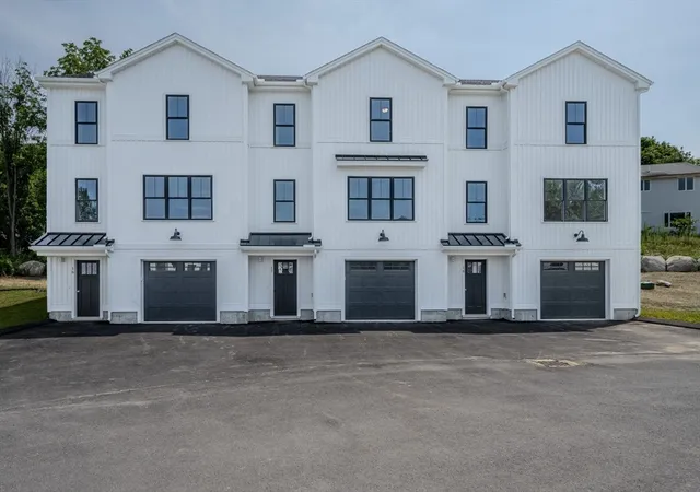 1st image of 112 Genest St #16, Dracut, MA 01826 | MLS# 73561283