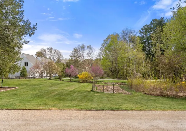 41st image of 187 Mill St, Framingham, MA 01701 | MLS# 73510962