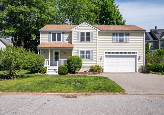 1st image of 11 Fleming St, Lowell, MA 01851 | MLS# 73555632