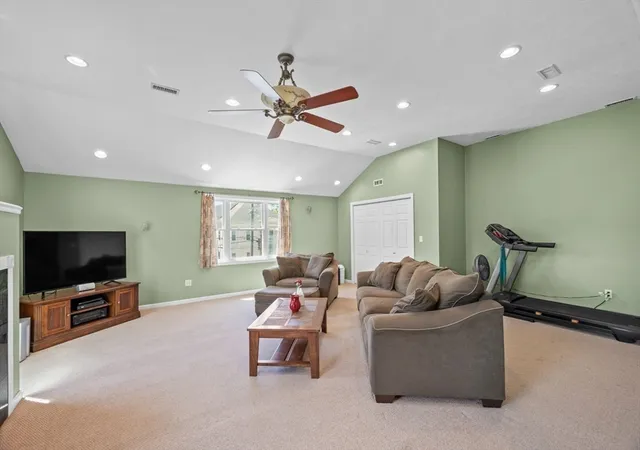 2nd image of 11 Fleming St, Lowell, MA 01851 | MLS# 73555632
