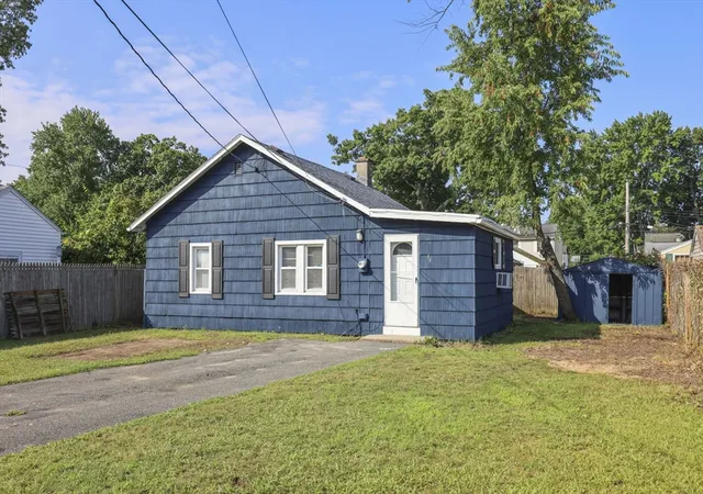 2nd image of 94 Upland St, Springfield, MA 01104 | MLS# 73557890