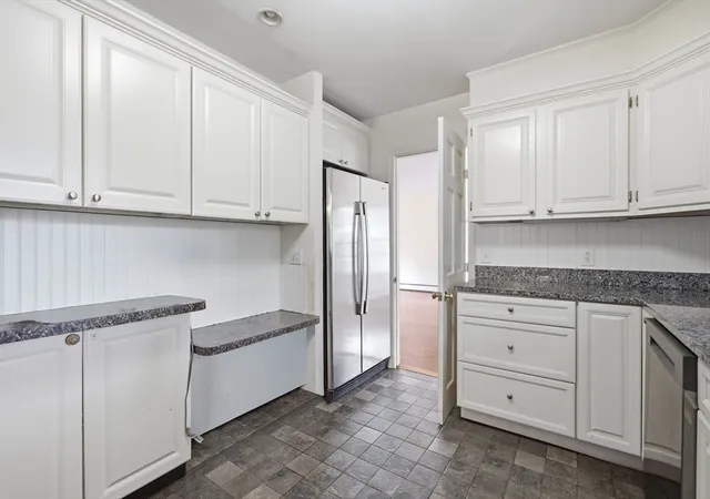 Homes for sale in Beverly, MA | 31 Ober St, Beverly, MA 01915 | MLS# 73546763