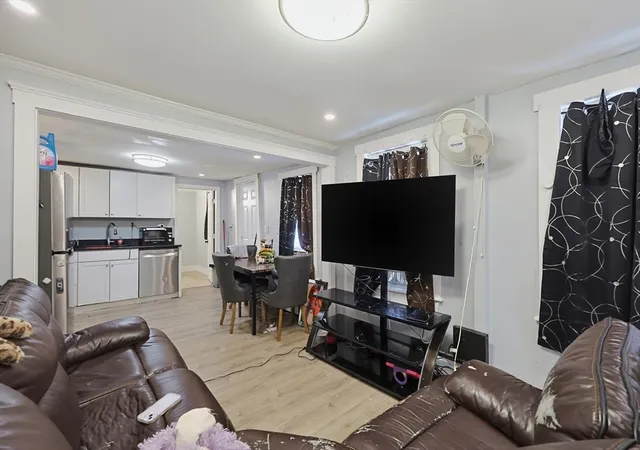 Listing Photo 4 - Condo for sale in building located at 6-8 Howell Ct, Chelsea, MA 02150