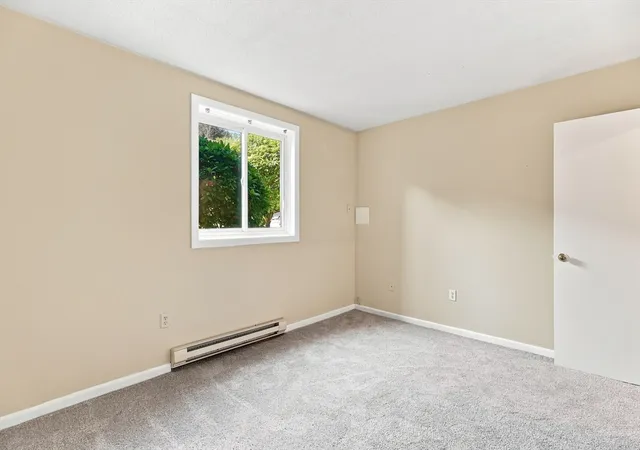 2nd image of 121 Bailey St, Worcester, MA 01602