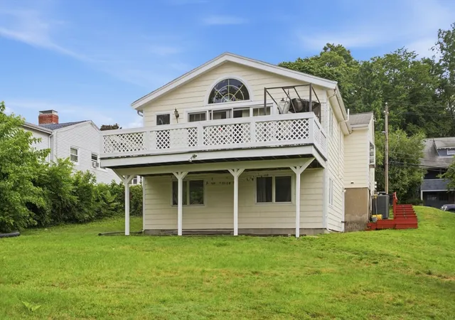 1st image of 32 Brayton Rd, Brighton, MA 02135 | MLS# 73557372