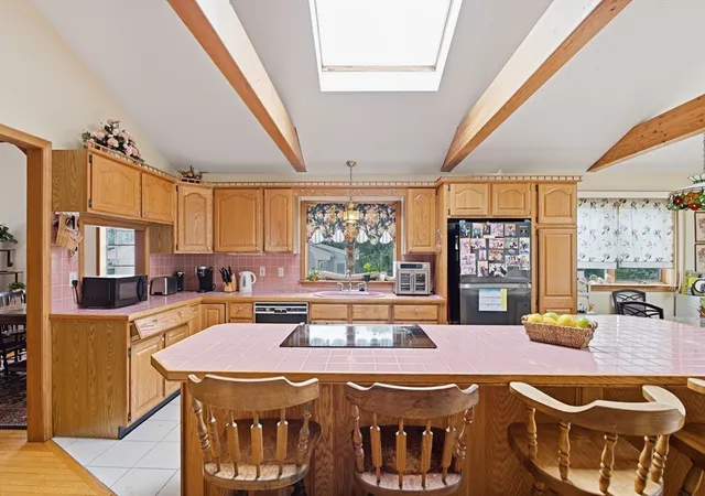 4th image of 32 Brayton Rd, Brighton, MA 02135 | MLS# 73557372