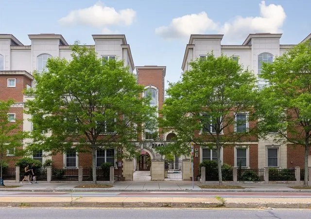 Homes for sale in Cambridge, MA | 2440 Massachusetts Avenue #3, Cambridge, MA 02140 | MLS# 73537774