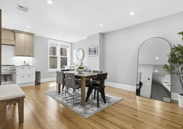 Listing Photo 4 - Condo for sale in building located at 129 N Washington St, Boston, MA 02766 - Unit #3