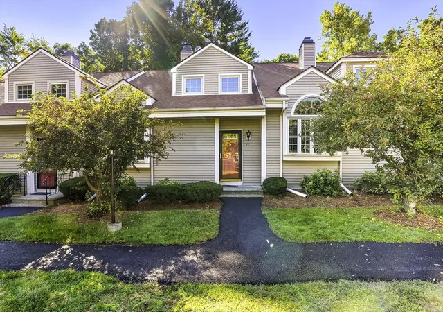 2nd image of 237 South St #45, Shrewsbury, MA 01545 | MLS# 73533852