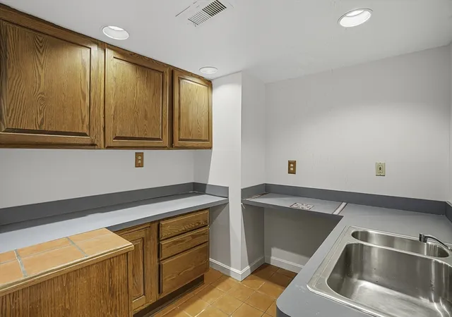 39th image of 237 South St #45, Shrewsbury, MA 01545 | MLS# 73533852