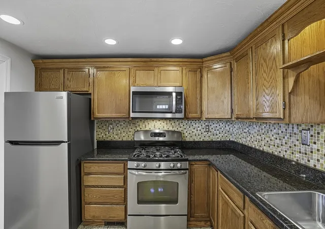4th image of 237 South St #45, Shrewsbury, MA 01545 | MLS# 73533852