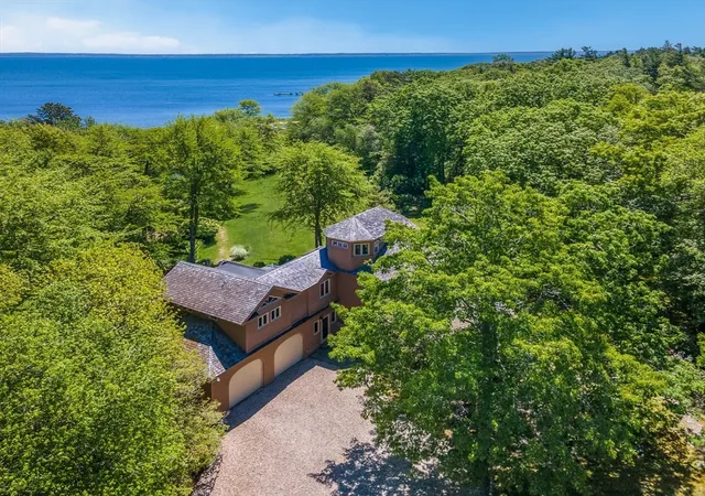 3rd image of 3 Beam St, Mattapoisett, MA 02739 | MLS# 73532837
