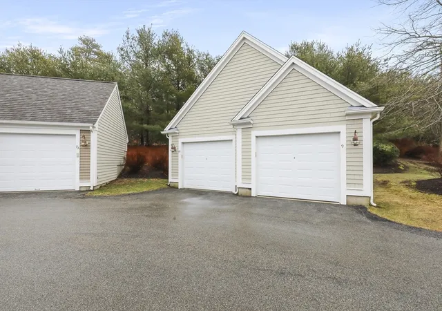 Homes for sale in Bourne, MA | 2 Amberwood Ct #2, Bourne, MA 02532 | MLS# 73498173