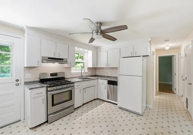 Homes for sale in Holden, MA | 46 Pinecroft Ave, Holden, MA 01520 | MLS# 73533962