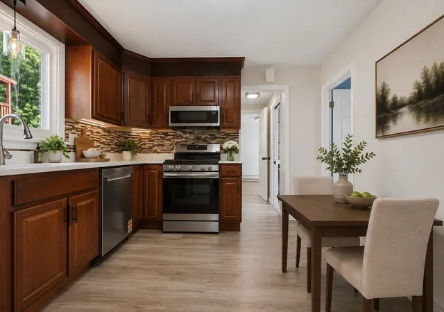 Listing Photo 4 - Condo for sale in building located at 404 Bryant St, Malden, MA 02148
