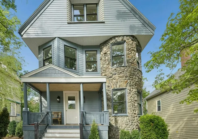 1st image of 34 Addison St, Arlington, MA 02476 | MLS# 73528327