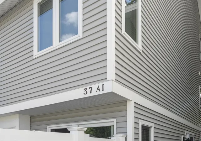 Homes for sale in Leominster, MA | 37 Meadow Pond Dr #I, Leominster, MA 01453 | MLS# 73538273