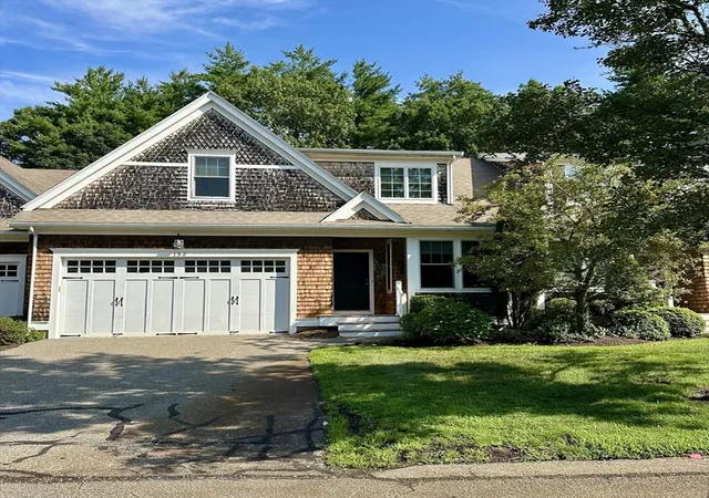 Photo 2 of Condo for sale at 152 Spring Meadow Ln #152, Hanover, MA 02339 | MLS# 73562085 | Listing updated on 2026-09-25
