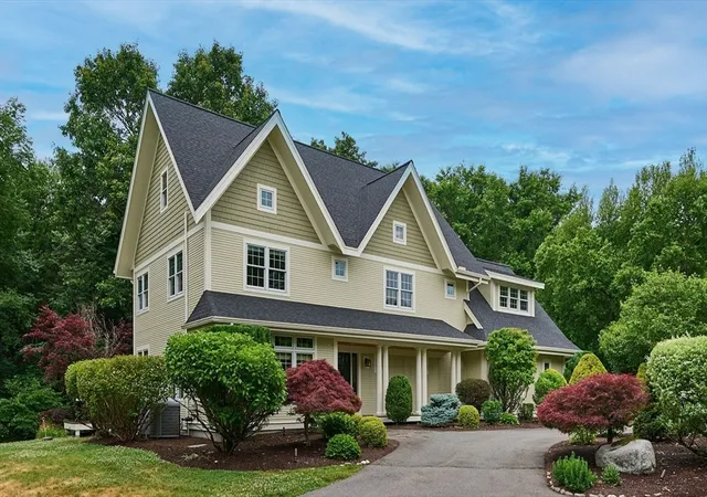 Homes for sale in Northampton, MA | 46 Sovereign Way, Northampton, MA 01062 | MLS# 73539250