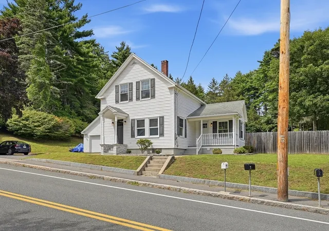 2nd image of 19 Depot St, Belchertown, MA 01007 | MLS# 73560974