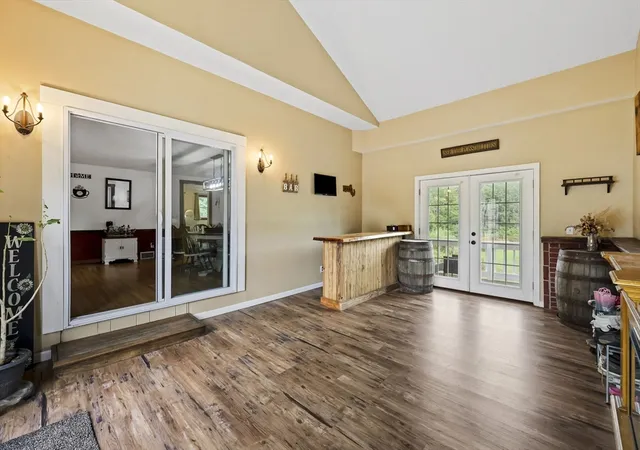 Photo 2 of Single family home for sale at 401 N Washington St, Belchertown, MA 01007 | MLS# 73549728 | Listing updated on 2026-09-12