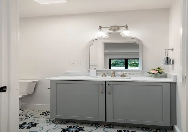 Photo 4 of Condo for sale at 811 Heath St, Chestnut Hill, MA 02467 | MLS# 73560438 | Listing updated on 2026-08-10