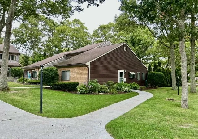 1st image of 20 Roundhouse Rd #20, Buzzards Bay, MA 02532 | MLS# 73560040