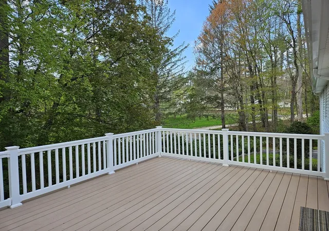 Homes for sale in Sturbridge, MA | 135 Walker Pond Rd, Sturbridge, MA 01566 | MLS# 73513951