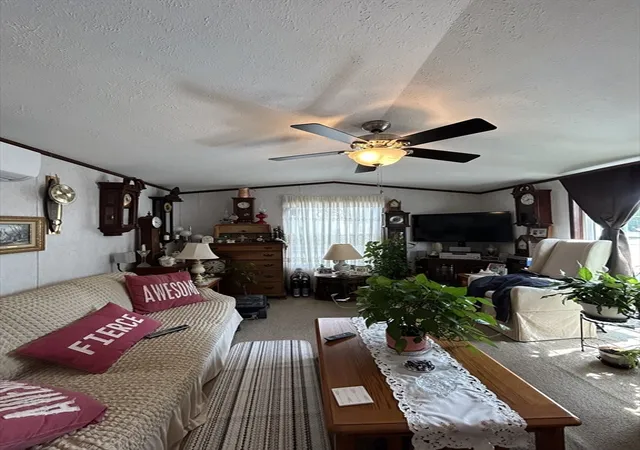 5th image of 96 Newbury #9B, Danvers, MA 01960 | MLS# 73531852