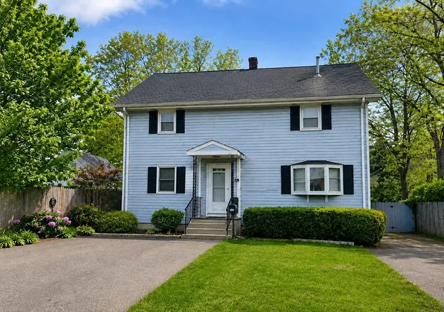 Homes for sale in Stoughton, MA | 62 School St, Stoughton, MA 02072 | MLS# 73531970
