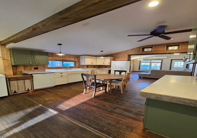 5th image of 123 Rainbow Dr, Templeton, MA 01468 | MLS# 73564243