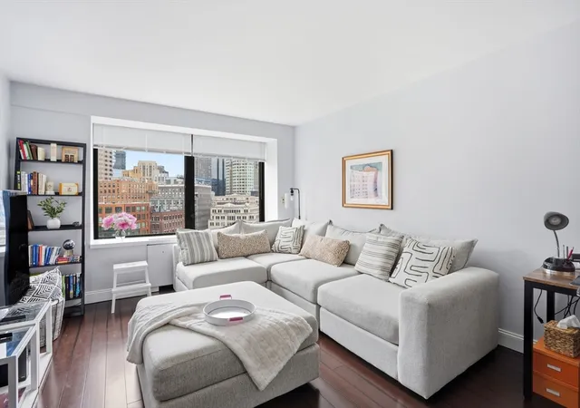 Homes for sale in Boston, MA | 65 E India Row #14A, Boston, MA 02110 | MLS# 73525981