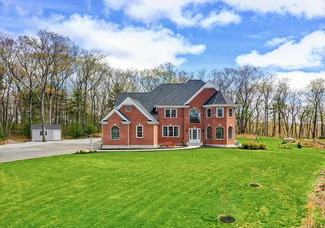 Homes for sale in Wrentham, MA | 15 Ridge Rd, Wrentham, MA 02093 | MLS# 73513333