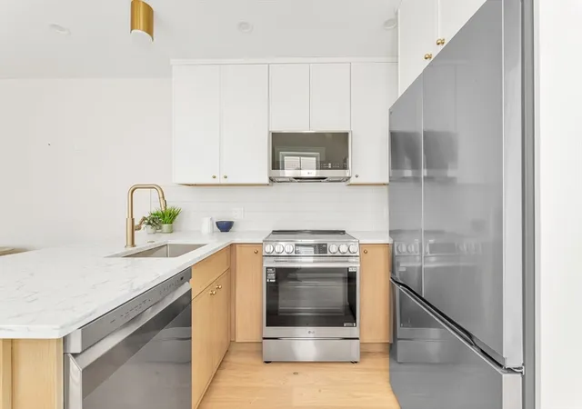 Homes for sale in Boston, MA | 3915 Washington Street #1, Boston, MA 02131 | MLS# 73549346