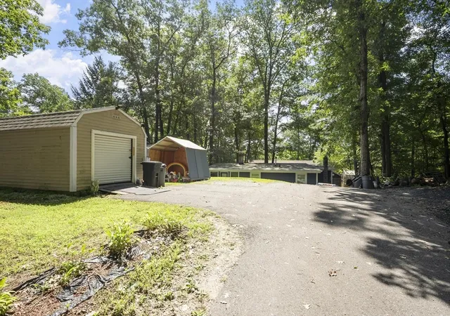 15th image of 107 Island Rd, Lunenburg, MA 01462 | MLS# 73562869