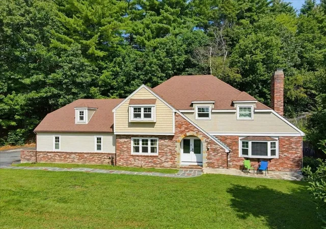 1st image of 95 Jewett St, Pepperell, MA 01463 | MLS# 73566440