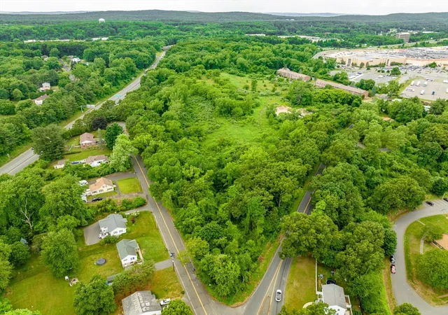 10th image of 89 111 Whitney Avenue, Holyoke, MA 01040 | MLS# 73416848