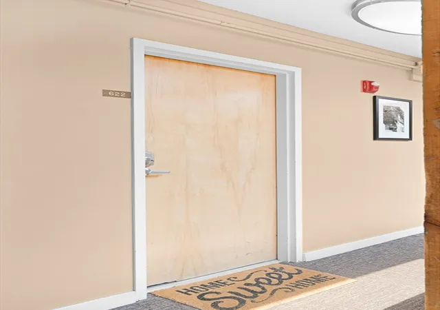 3rd image of 240 Jackson St, Lowell, MA 01852