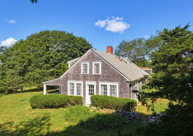 Photo 3 of Single family home for sale at 1885/1885a Main Rd, Westport, MA 02790 | MLS# 73569994 | Listing updated on 2026-09-04