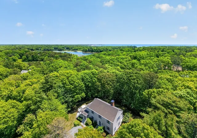 Photo 3 of Single family home for sale at 420 Starboard Ln, Osterville, MA 02655 | MLS# 73531658 | Listing updated on 2026-06-12