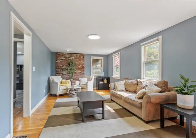Photo 3 of Single family home for sale at 2 Nashoba Trl, Littleton, MA 01460 | MLS# 73550358 | Listing updated on 2026-08-22