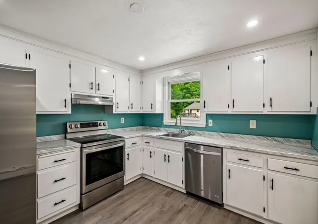 image of 40 Scout Ln, North Attleboro, MA 02760 | MLS# 73552295