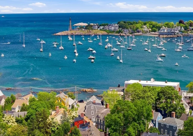Homes for sale in Marblehead, MA | 33 Franklin St, Marblehead, MA 01945 | MLS# 73540148