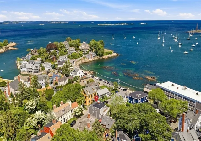 Homes for sale in Marblehead, MA | 33 Franklin St, Marblehead, MA 01945 | MLS# 73540148