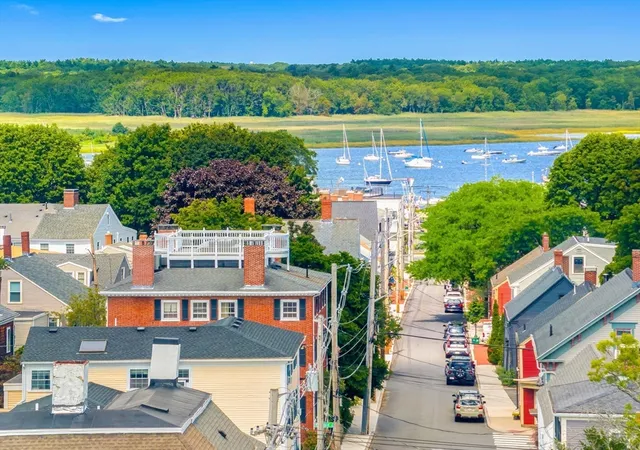 4th image of 54-56 Lime St, Newburyport, MA 01950 | MLS# 73565092