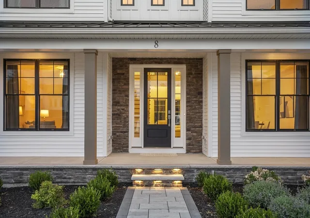 5th image of 8 Wendell Pl, Westford, MA 01886 | MLS# 73562671